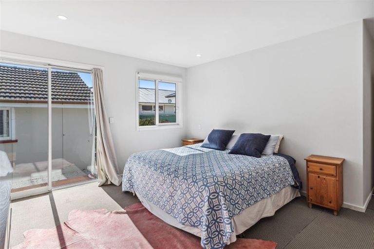 Photo of property in 22 Joyce Crescent, Ilam, Christchurch, 8041