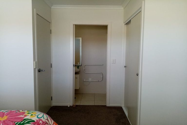 Photo of property in 58/64 Kawaha Point Road, Kawaha Point, Rotorua, 3010