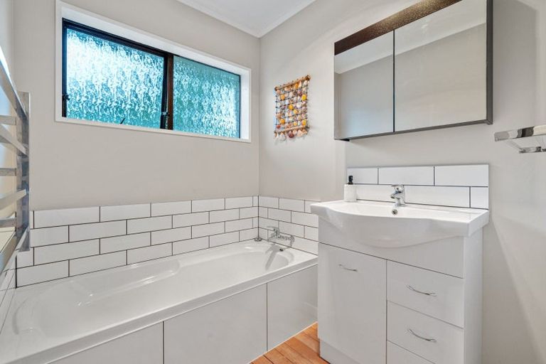 Photo of property in 35 Otumoetai Road, Judea, Tauranga, 3110