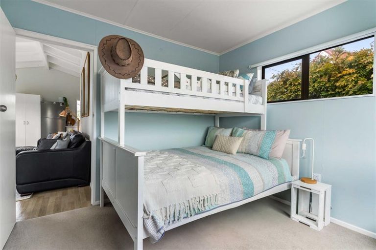 Photo of property in 113 Weka Street, Whangamata, 3620