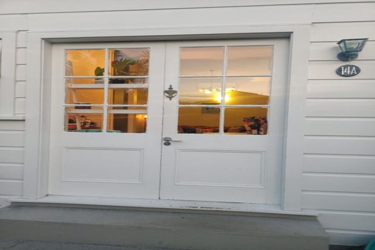 Photo of property in 16a Thompson Street, Mount Cook, Wellington, 6011