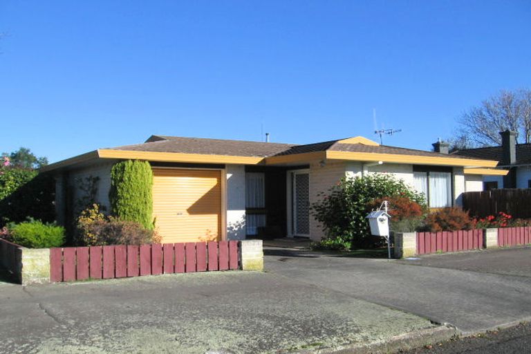 Photo of property in 12 Albert Street, Palmerston North, 4414