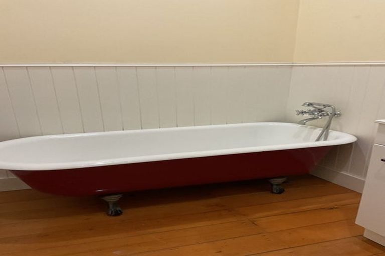 Photo of property in 305 Paparata Road, Bombay, 2675