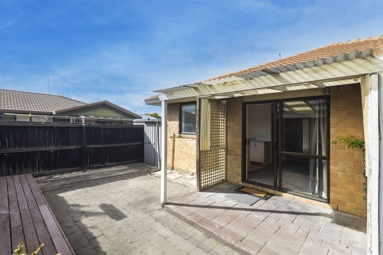 Photo of property in 2/361 Main South Road, Hornby, Christchurch, 8042