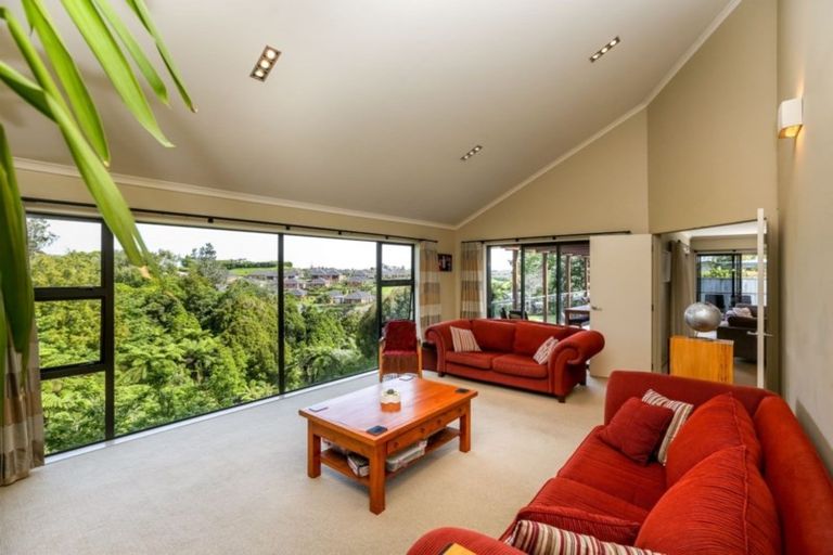 Photo of property in 13a Maple Crescent, Whalers Gate, New Plymouth, 4310