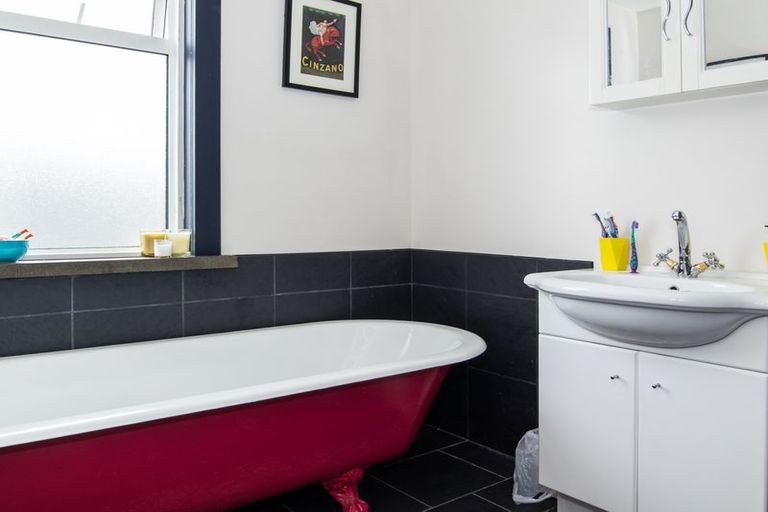 Photo of property in 20 Mowbray Street, Watlington, Timaru, 7910