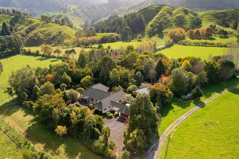 Photo of property in 5 Terrace Road, Reikorangi, Waikanae, 5391