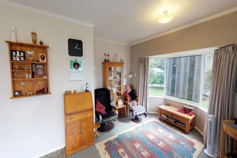 Photo of property in 25 George Street, Levin, 5510