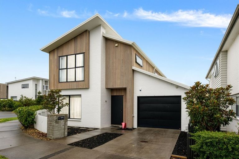 Photo of property in 20 Kanuka Road, Hobsonville, Auckland, 0616