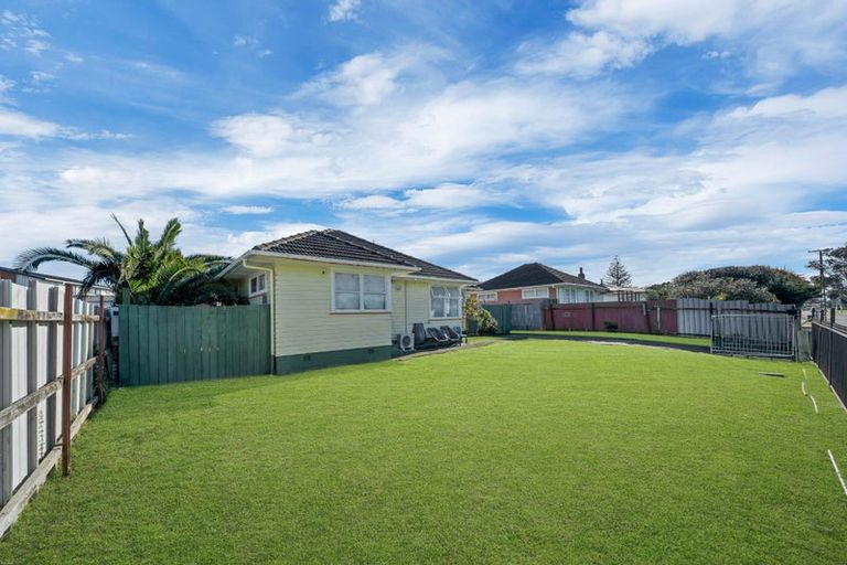 Photo of property in 33 Haddon Street, Mangere East, Auckland, 2024