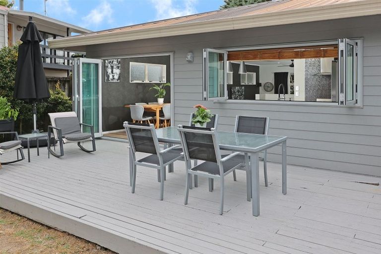 Photo of property in 62 Vintage Drive, Henderson, Auckland, 0612