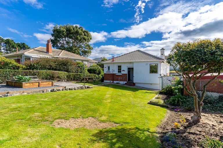 Photo of property in 71 Aberdeen Road, Saint Clair, Dunedin, 9012