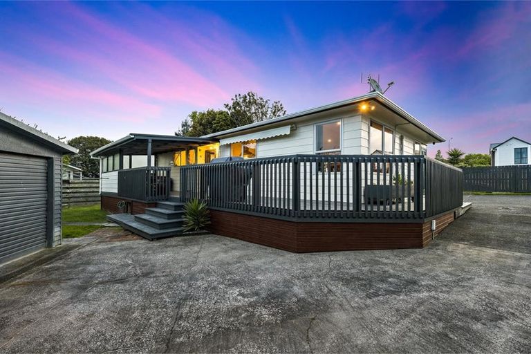 Photo of property in 8 Frostbite Place, Ranui, Auckland, 0612