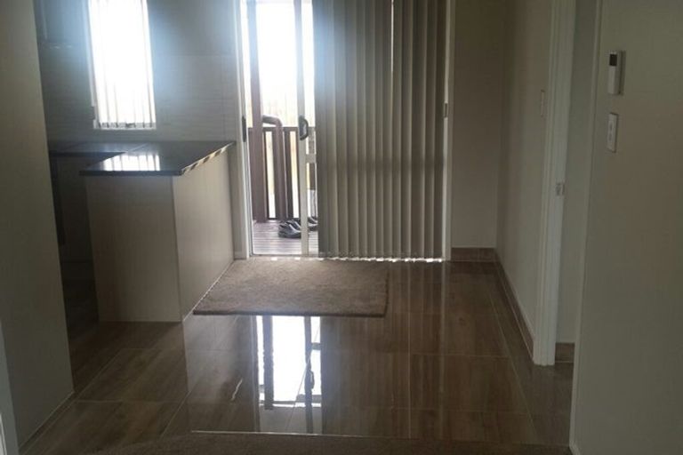 Photo of property in 66 Redcrest Avenue, Red Hill, Papakura, 2110