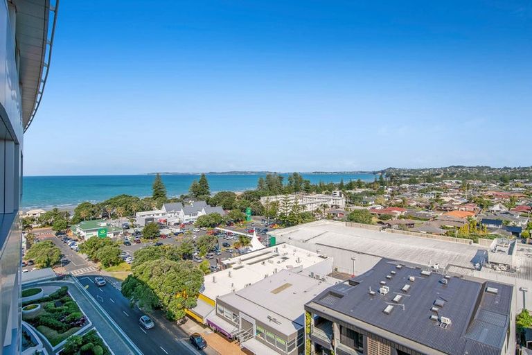 Photo of property in 1011/11 Tamariki Avenue, Kelston, Auckland, 0602