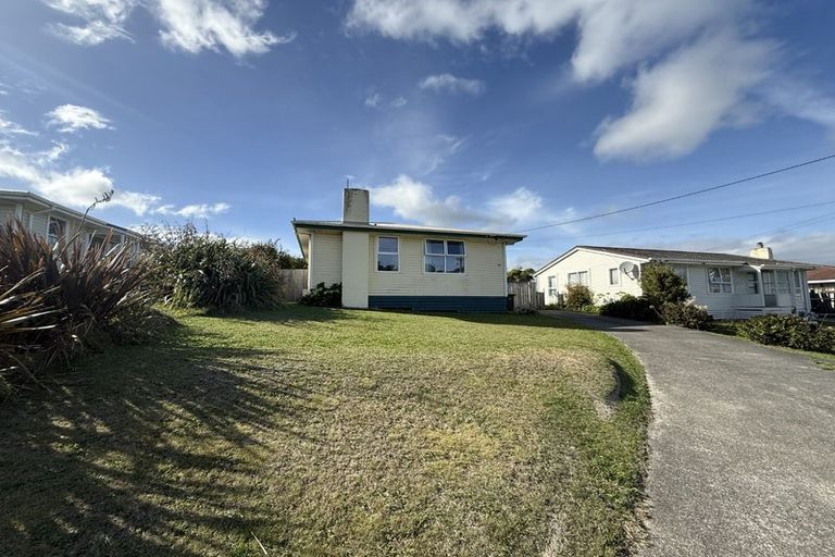Photo of property in 97 Te Pene Avenue, Titahi Bay, Porirua, 5022