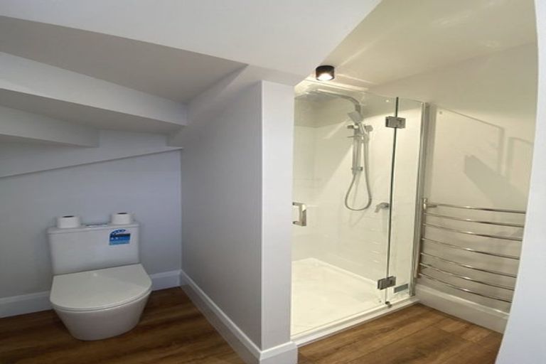 Photo of property in 23 Elizabeth Street, Mount Victoria, Wellington, 6011