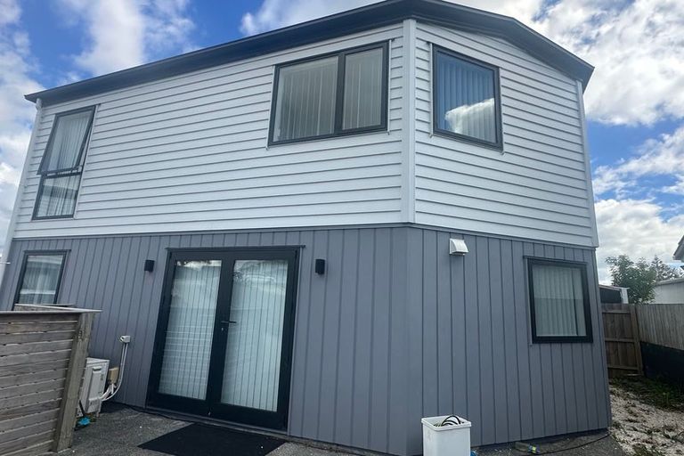 Photo of property in 8 Whangamaru Way, Papakura, 2110