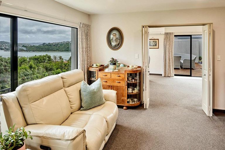 Photo of property in 17 Dornoch Place, Papakowhai, Porirua, 5024