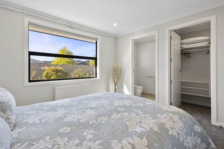 Photo of property in 2 Carnoustie Lane, Mosgiel, 9024