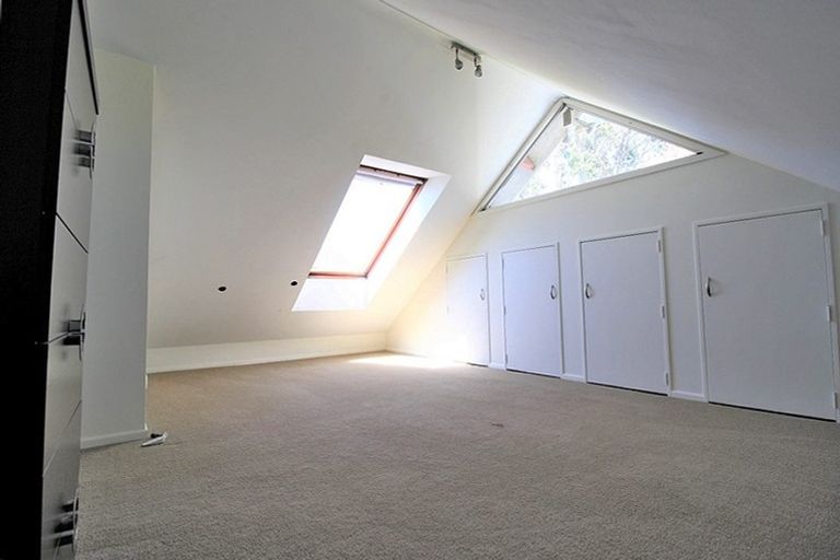 Photo of property in 15 Moray Place, Whiritoa, Whangamata, 3691