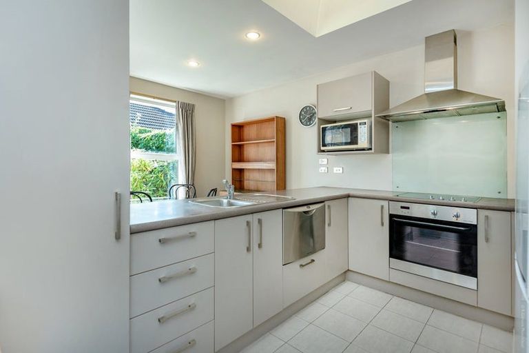 Photo of property in 121b Harewood Road, Papanui, Christchurch, 8053