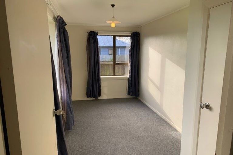 Photo of property in 17 Aorangi Road, Bryndwr, Christchurch, 8053