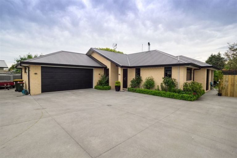 Photo of property in 158 Mcmurdo Street, Tinwald, Ashburton, 7700