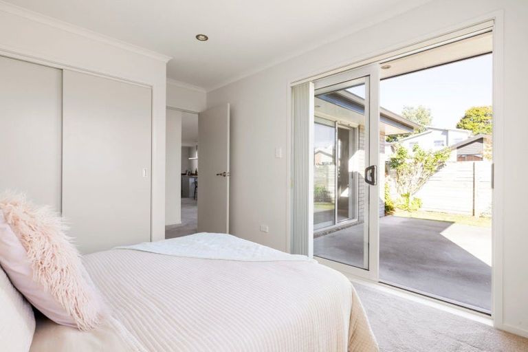 Photo of property in 24 Shrule Place, Huntington, Hamilton, 3210