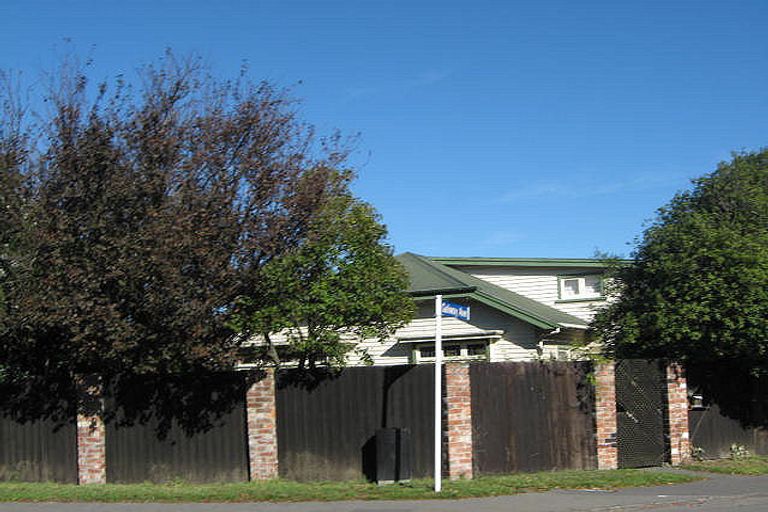 Photo of property in 63 Wairakei Road, Bryndwr, Christchurch, 8052