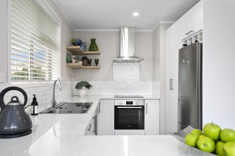 Photo of property in 52 Marshall Avenue, Richmond Heights, Taupo, 3330