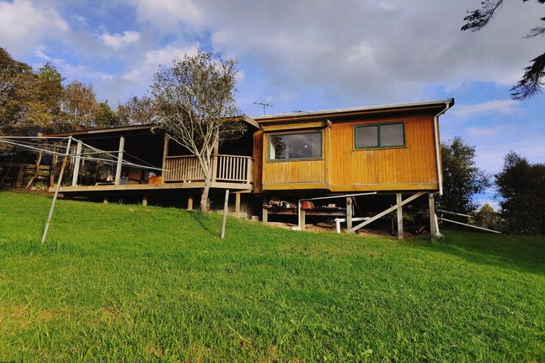 Photo of property in 121 Forest Hill Road, Henderson, Auckland, 0612