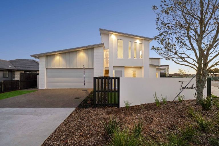 Photo of property in 92 Maanihi Drive, Rototuna North, Hamilton, 3210