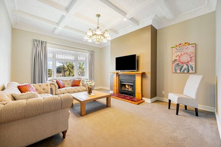 Photo of property in 18 Charlton Avenue, Mount Eden, Auckland, 1024