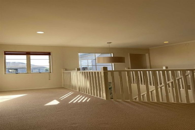 Photo of property in 15 Maybole Drive, Flat Bush, Auckland, 2016