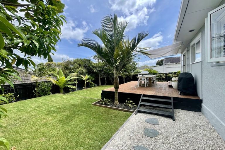 Photo of property in 79 Astley Avenue, New Lynn, Auckland, 0600