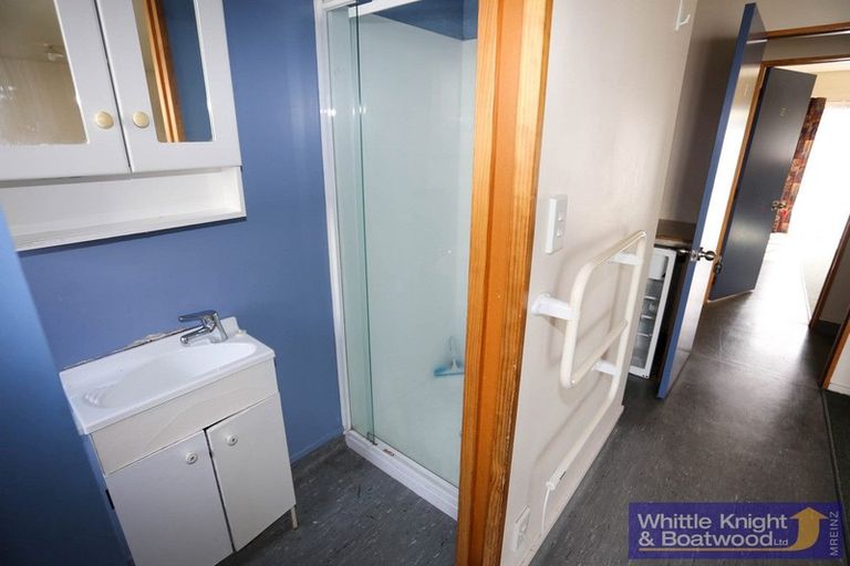 Photo of property in 287c Riccarton Road, Upper Riccarton, Christchurch, 8041