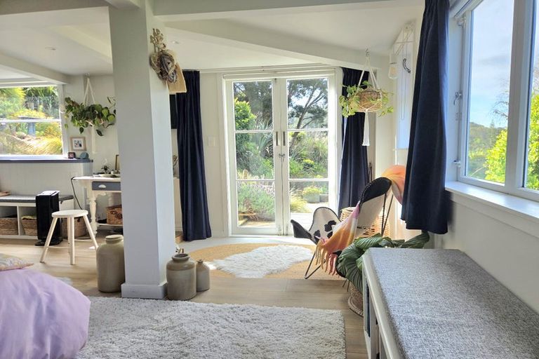 Photo of property in 14 Maning Street, Kohukohu, 0491