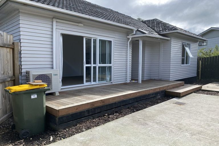 Photo of property in 34b Toru Street, Te Atatu Peninsula, Auckland, 0610