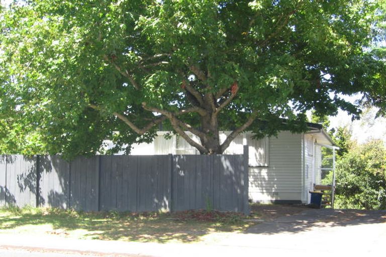 Photo of property in 5 Bentley Avenue, Glenfield, Auckland, 0629