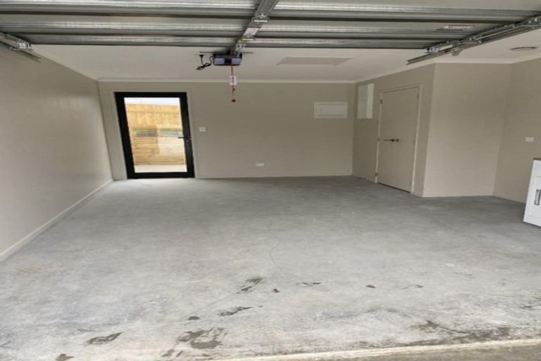 Photo of property in 12a-b Hughson Street, Waitara, 4320