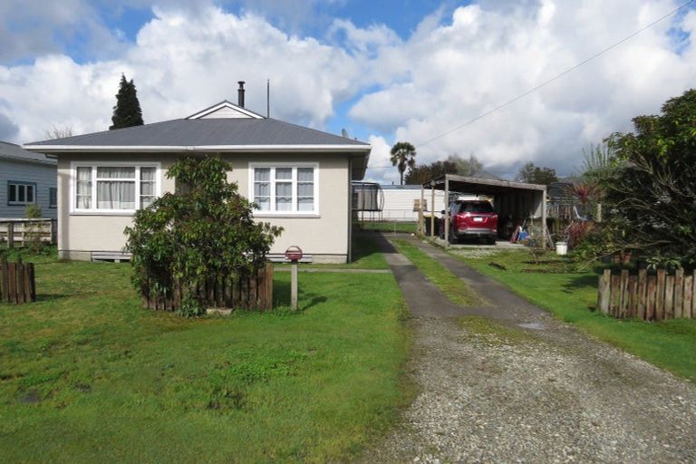 Photo of property in 28 Main Street, Reefton, 7830
