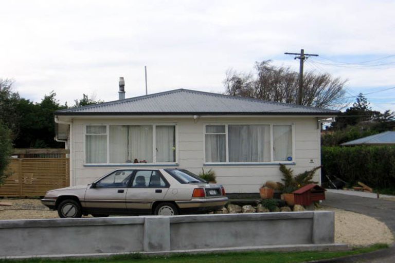 Photo of property in 5 Tait Crescent, Featherston, 5710