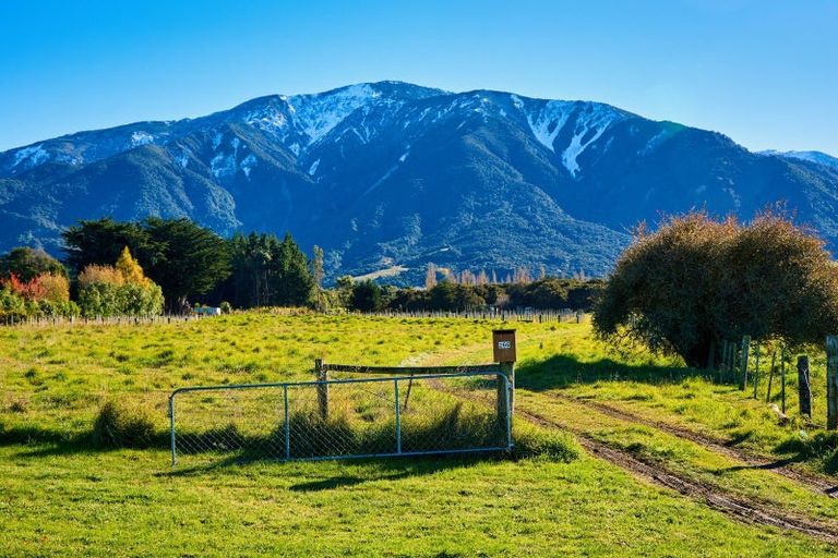 Photo of property in 266 Postmans Road, Kaikoura Flat, Kaikoura, 7371