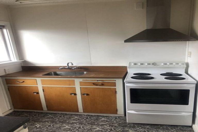 Photo of property in 3/6 Hatton Street, West End, Timaru, 7910