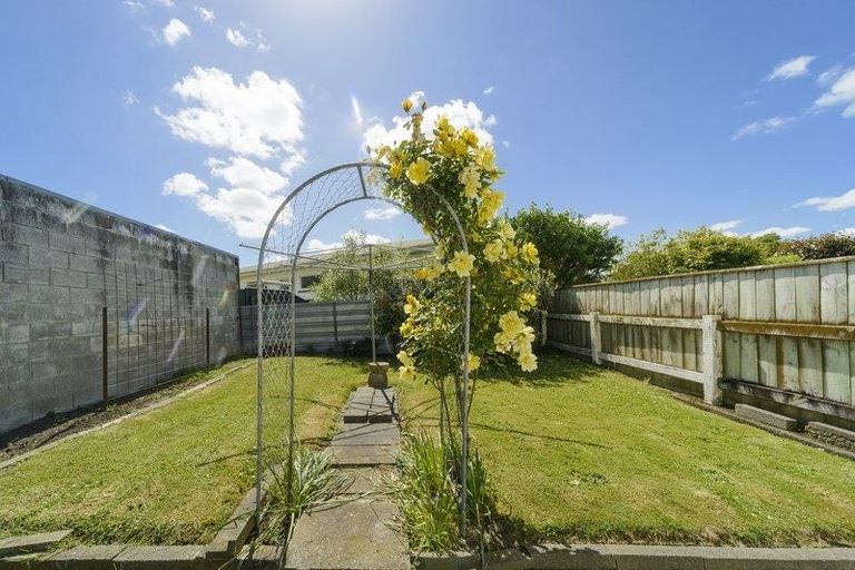 Photo of property in 1a Gemini Avenue, Milson, Palmerston North, 4414