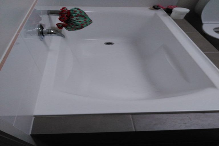 Photo of property in 146d Glengarry Road, Glen Eden, Auckland, 0602