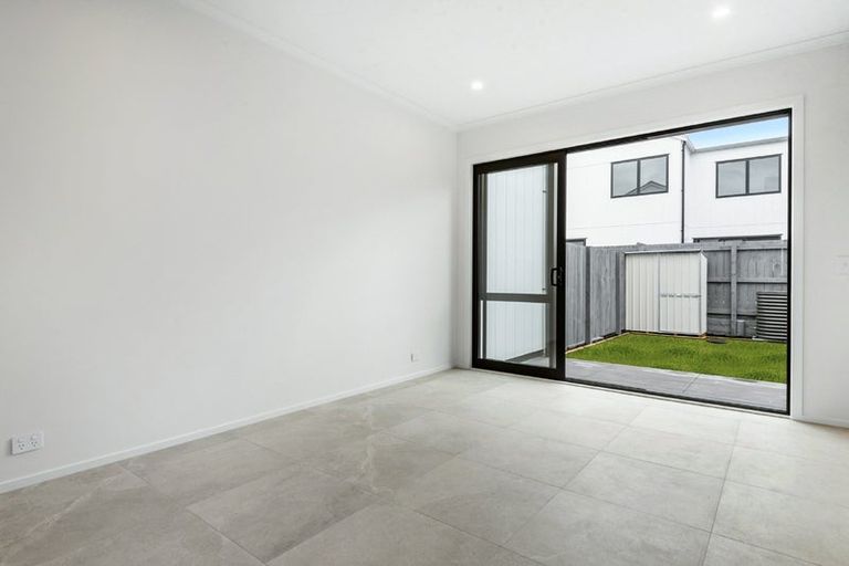 Photo of property in 12 Rigby Drive, Whenuapai, Auckland, 0618