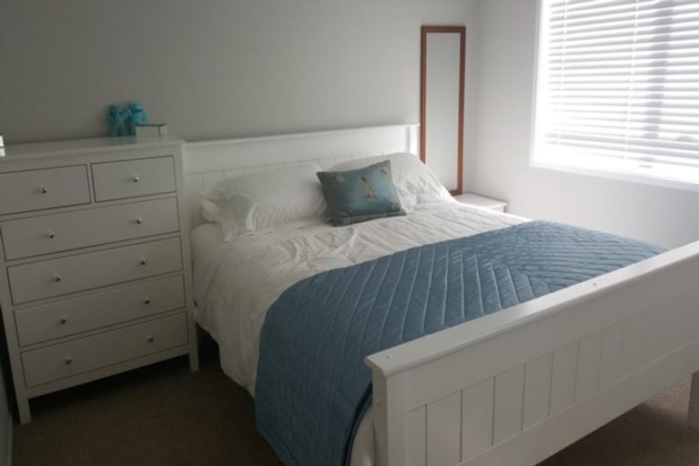 Photo of property in 34 Liquidambar Drive, Hobsonville, Auckland, 0616