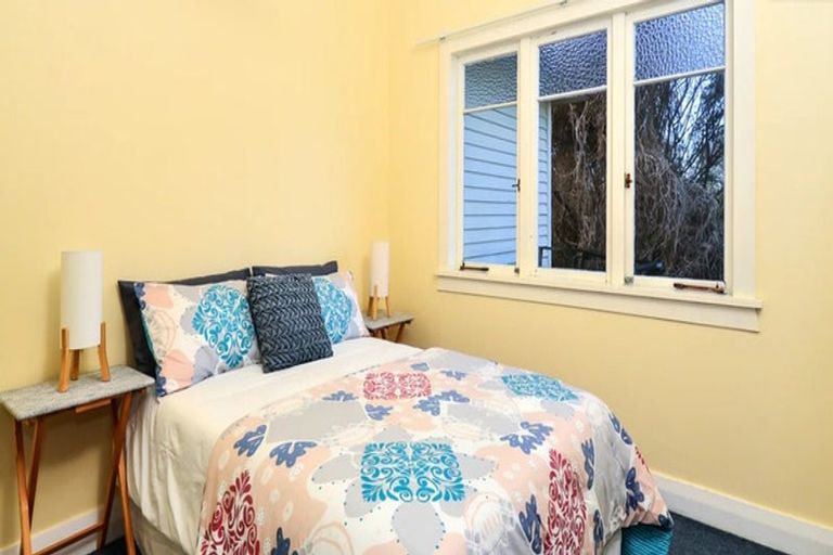 Photo of property in 24 Te Aroha Street, Hamilton East, Hamilton, 3216